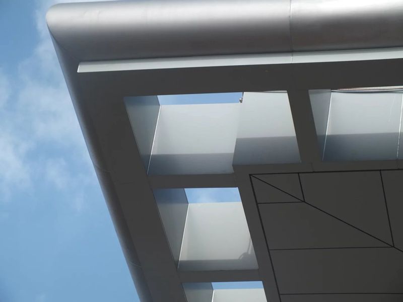 How about aluminum honeycomb panel curtain wall