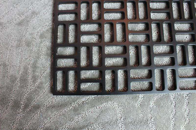 Hollow art carved plate