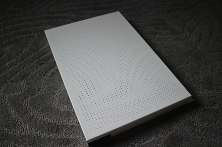 Microporous hook-up aluminum corrugated board